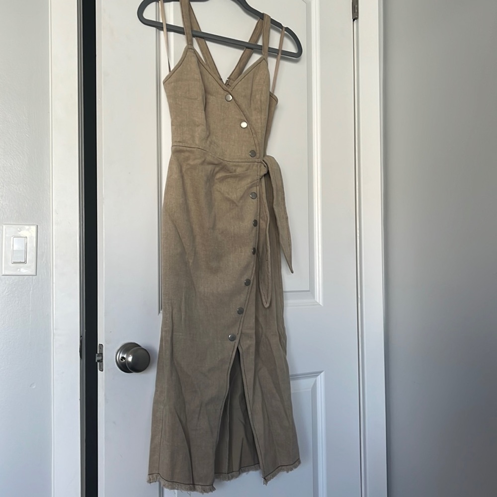 Sleeve-Less Midi Dress by Moon River